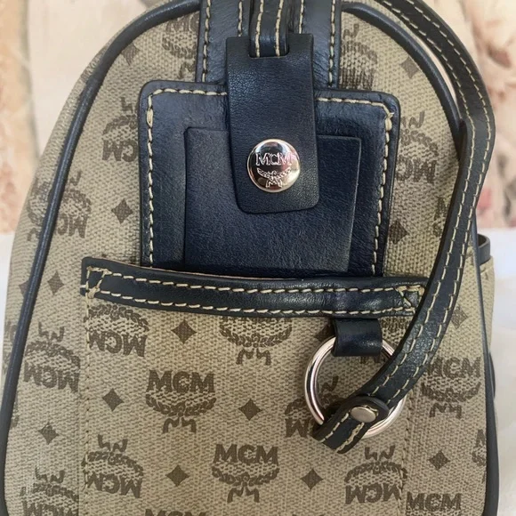 MCM limited boston’s bag - Picture 6 of 11